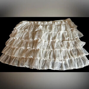 London Jean cream lace cotton skirt.  Size 10. Lined